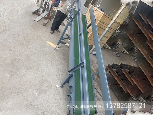 輸送皮帶機的種類有什么？